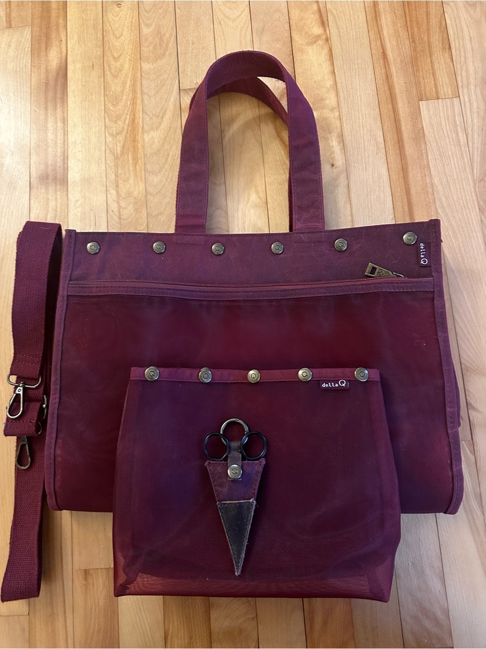 Della Q Mesh Makers Knitting Tote